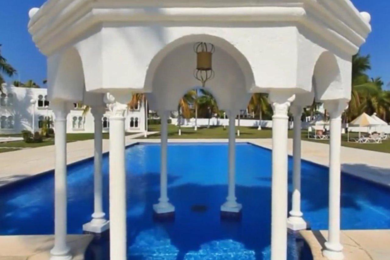 Hotel Aldea Del Bazar & Spa Пуэрто-Эскондидо Экстерьер фото