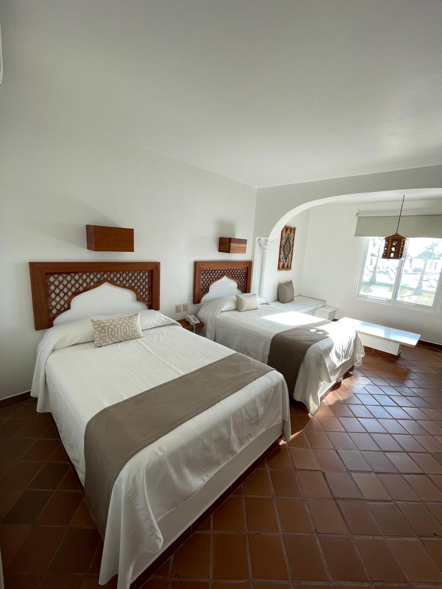 Hotel Aldea Del Bazar & Spa Пуэрто-Эскондидо Экстерьер фото